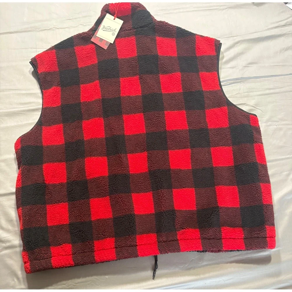 Woolrich x Target Mens Red Black Buffalo Plaid Faux Shearling Fleece Vest XL NWT